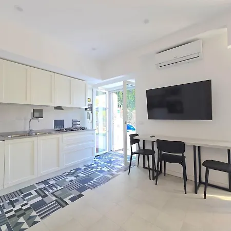 La Casetta Di Carol Lägenhet Capri